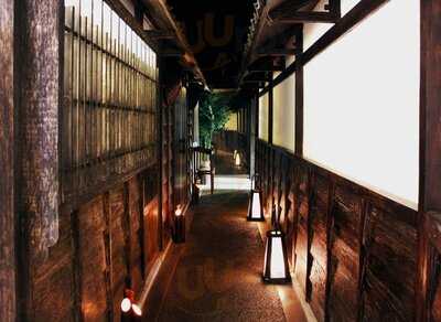 Sakana Mega Kuningan