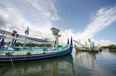 Lesehan Taman Pesisir Perancak