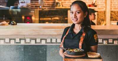 Eruption Bistro & Coffee