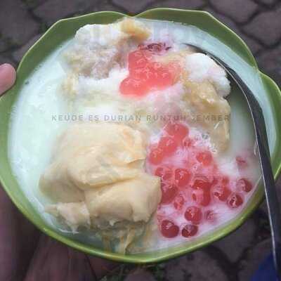 Keude Es Durian Runtuh Jember