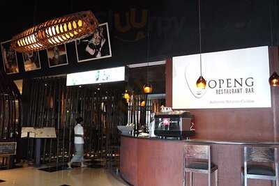 Topeng Restaurant & Bar