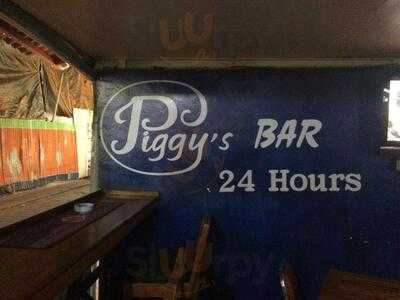 Piggy's Bar And Cafe