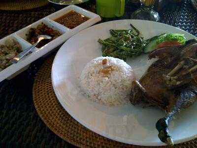 Bebek Tepi Sawah