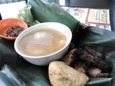 Gado Gado Boplo Kelapa Gading