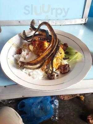 Nasi Kapau Uni Lis