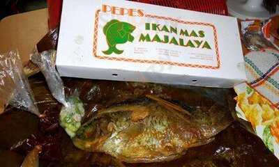 Pepes Ikan Mas Majalaya