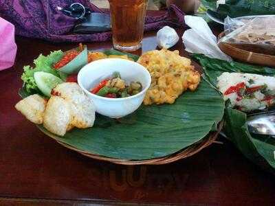 Dua Nyonya Restaurant