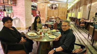 Sana Sini Restaurant