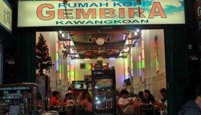 Rumah Kopi Gembira Kawangkoan