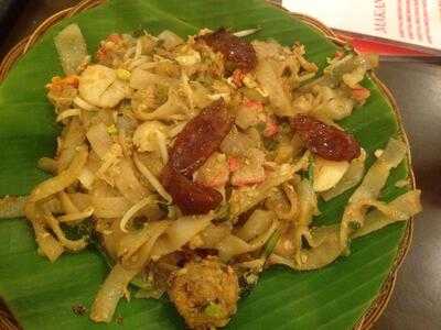 Kwetiau P. Siantar Aliang