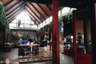 Cups Coffee & Kitchen