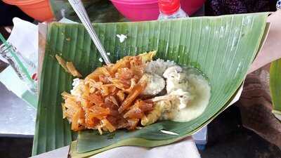 Nasi Ayam Bu Nyoto