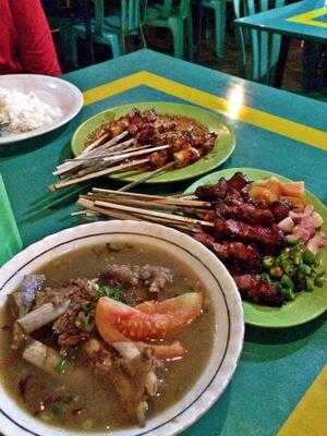 Sate Kiloan Sentul