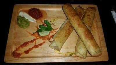 Elcoco Mexican Restaurant & Bar menu