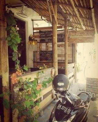 Italian Corner Bali