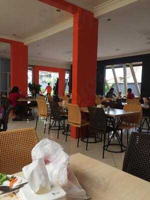 Pawon Seafood Dan Resto