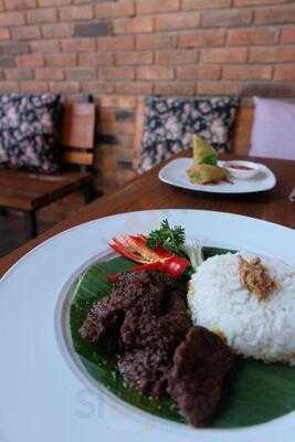 Topix Asia Restaurant & Bar