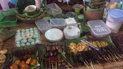 Pecel Pincuk Bu Ida