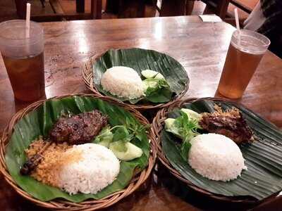 Bebek Kaleyo Daan Mogot