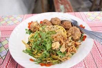 Mie Baso Toto