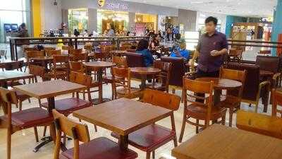 J.Co Donuts and Coffee