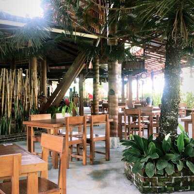 Alang Alang Cafe & Resto