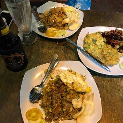 Warung Stall Rainbow