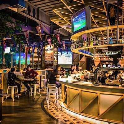 Pizza ė Birra Sports Bar - MaxxBox Lippo Village