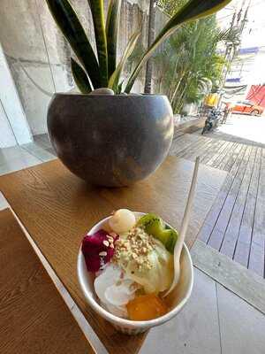 Yogurt Republick Seminyak