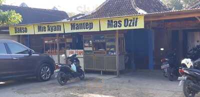 Bakso Mie Ayam Mantep Mas Ozil