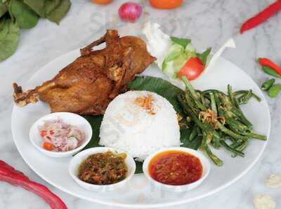 Bebek Tepi Sawah - Paskal 23