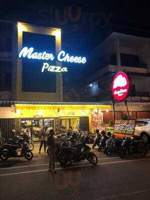 Mastercheese Pizza