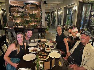 Laci Restaurant