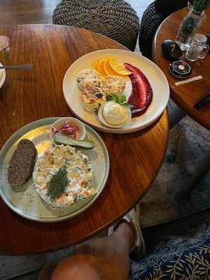 Word Kitchen & Hummus Bar