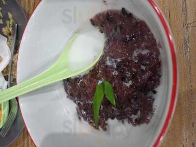 Uyah Sera X Dapur Mami Asri menu