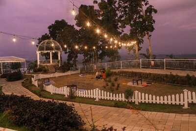 De Mangol Restaurant