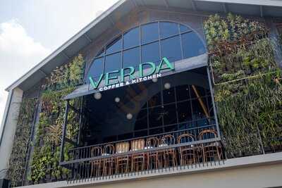 Verda Coffee & Kitchen