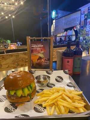 Bb52 Burgers Uluwatu