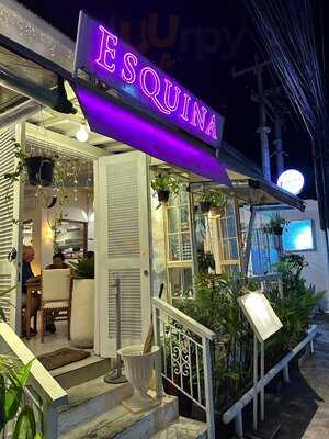 Esquina Bali