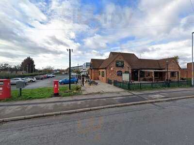 Everest Curry House Chartwell Arms