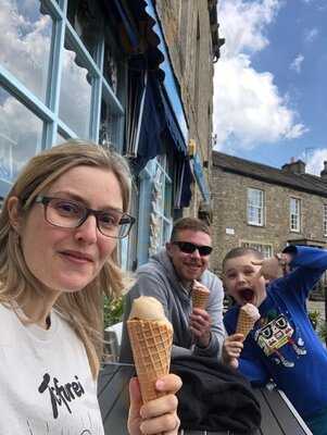 Love Brownies Cafe Grassington