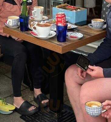 Fresh Connection menu