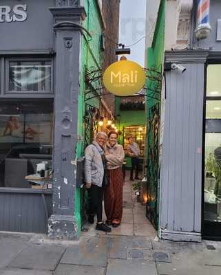 Mali Vegan Thai Restaurant