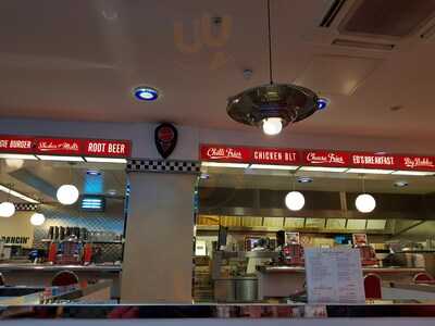 Ed's Easy Diner