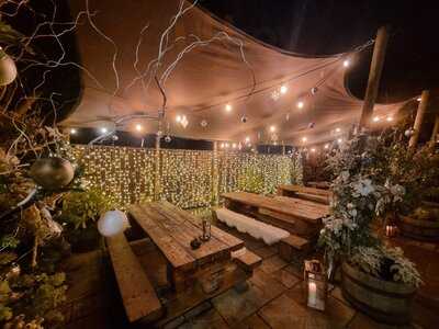 The Crown At Ampney Brook