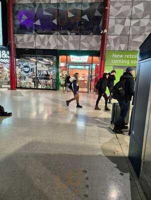 Krispy Kreme Liverpool Lime Street Station