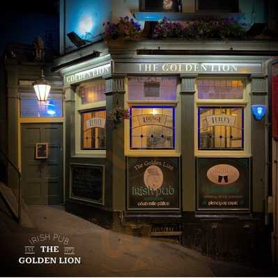 Golden Lion / Irish Pub