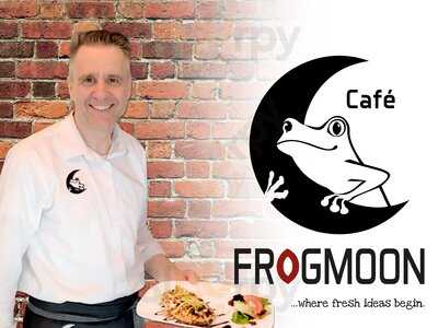 Frogmoon Cafe