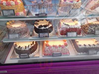 Cake Box Romford (liberty)