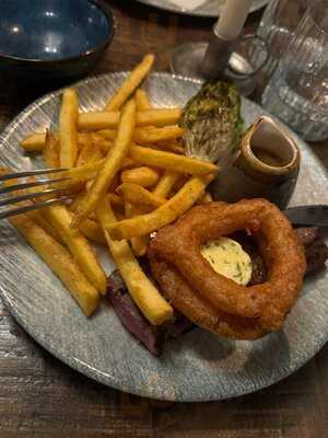 The Red Lion, Peppard Common